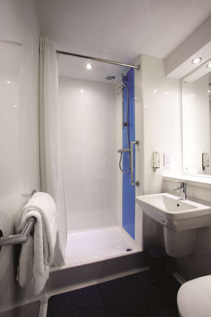 Travelodge Birmingham Oldbury Oldbury  Zimmer foto